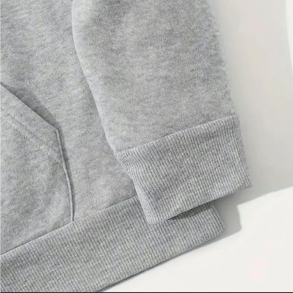 BRAND NEW COMFORTABLE HOODIE - Picture 3 of 3